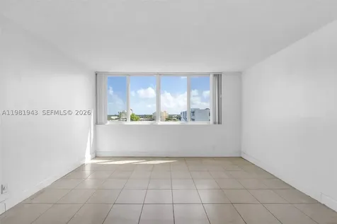 9001 SW 77th Avenue Miami FL 33156
