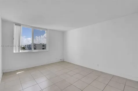 9001 SW 77th Avenue Miami FL 33156