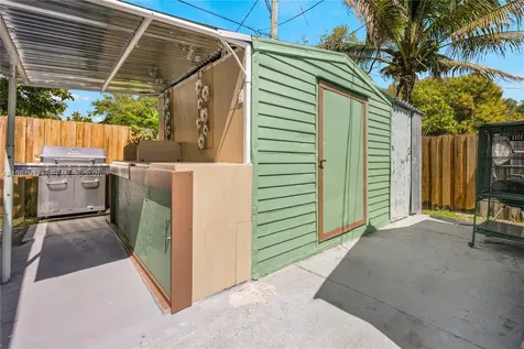 8711 SW 191st Street Cutler Bay FL 33157