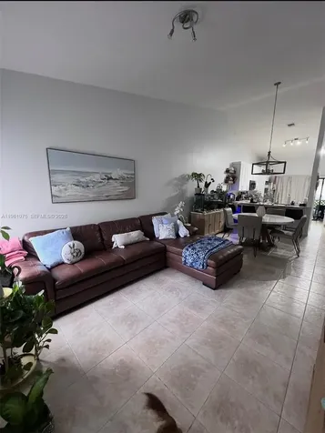 1021 NW 79th Avenue Plantation FL 33322