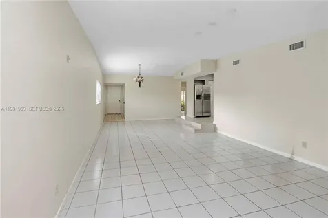 11721 SW 112th Terrace Miami FL 33186