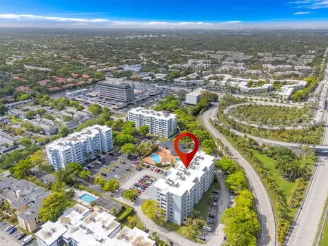 9143 SW 77th Avenue Miami FL 33156
