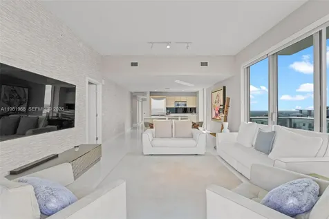 16385 Biscayne Boulevard North Miami Beach FL 33160