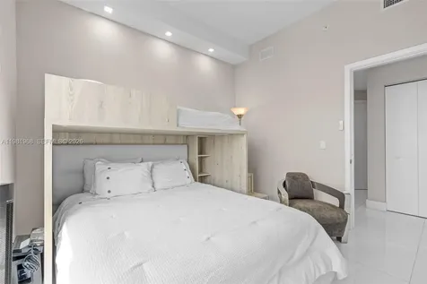 16385 Biscayne Boulevard North Miami Beach FL 33160