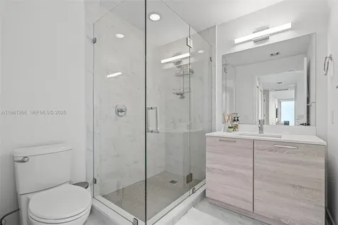 16385 Biscayne Boulevard North Miami Beach FL 33160
