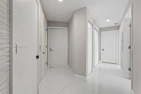 16385 Biscayne Boulevard North Miami Beach FL 33160