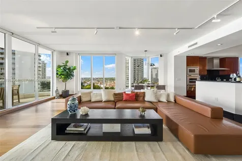 6000 Island Boulevard Aventura FL 33160