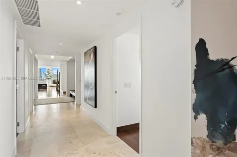 6000 Island Boulevard Aventura FL 33160