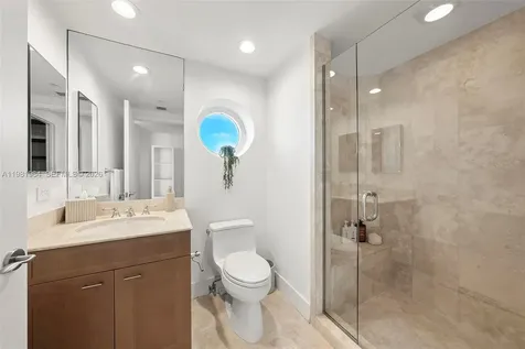 6000 Island Boulevard Aventura FL 33160