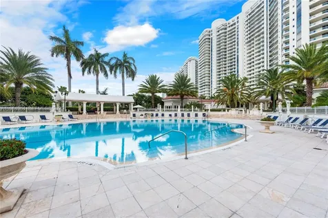 6000 Island Boulevard Aventura FL 33160