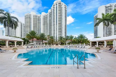 6000 Island Boulevard Aventura FL 33160