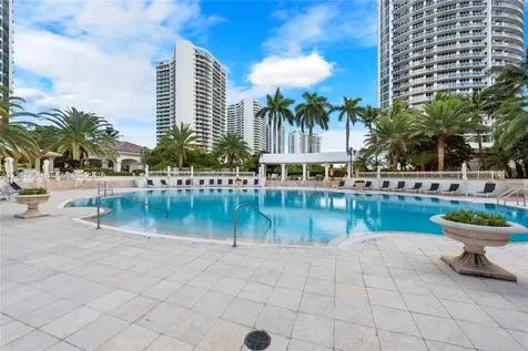 6000 Island Boulevard Aventura FL 33160