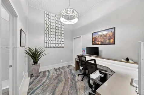 2900 NE 7th Avenue Miami FL 33137