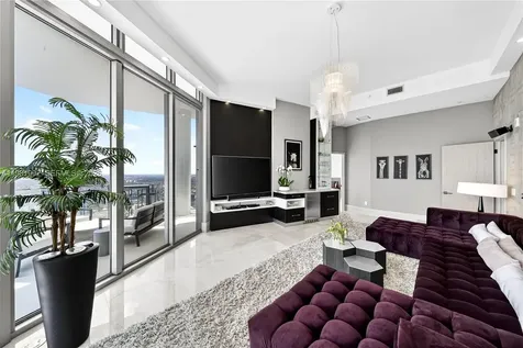 2900 NE 7th Avenue Miami FL 33137