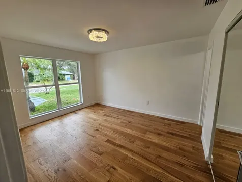 11450 NW 32nd Place Sunrise FL 33323