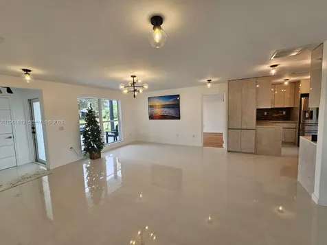 11450 NW 32nd Place Sunrise FL 33323
