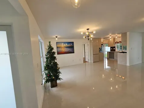 11450 NW 32nd Place Sunrise FL 33323