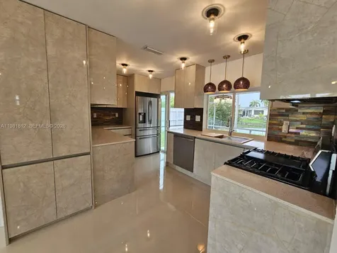 11450 NW 32nd Place Sunrise FL 33323