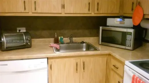 5530 NW 44th Street Lauderhill FL 33319