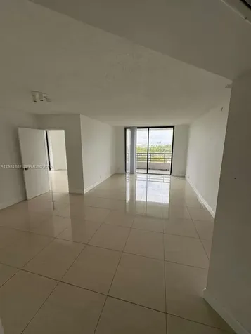 3300 NE 191st Street Aventura FL 33180