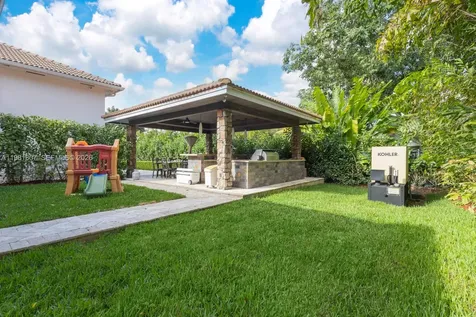 7140 SW 70th Avenue Miami FL 33143