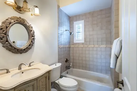 7140 SW 70th Avenue Miami FL 33143