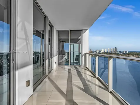 17301 Biscayne Boulevard North Miami Beach FL 33160