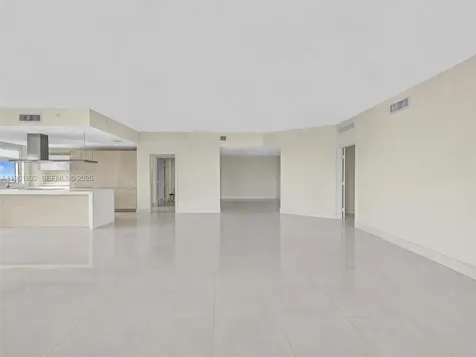 17301 Biscayne Boulevard North Miami Beach FL 33160