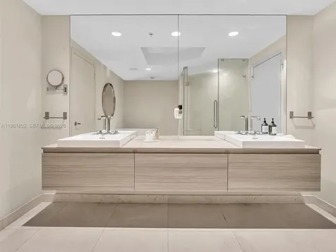 17301 Biscayne Boulevard North Miami Beach FL 33160