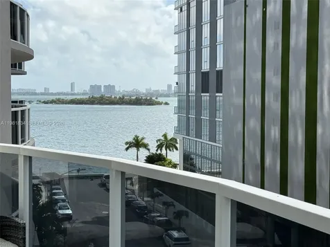 601 NE 23rd Street Miami FL 33137