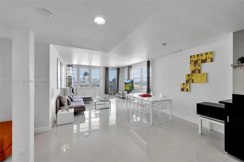100 Lincoln Road Miami Beach FL 33139