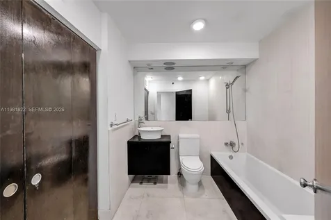 100 Lincoln Road Miami Beach FL 33139