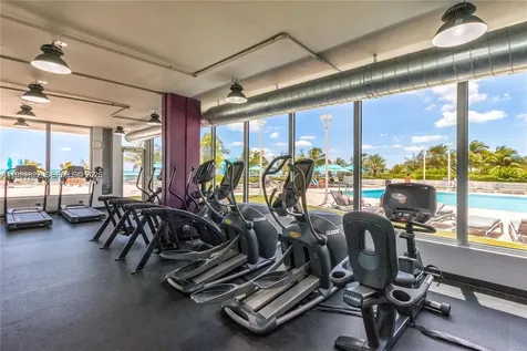 100 Lincoln Road Miami Beach FL 33139