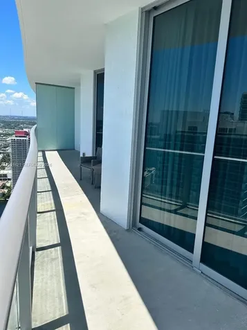 4111 S Ocean Drive Hollywood FL 33019