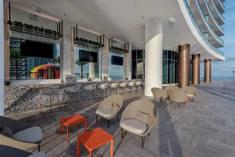 4111 S Ocean Drive Hollywood FL 33019