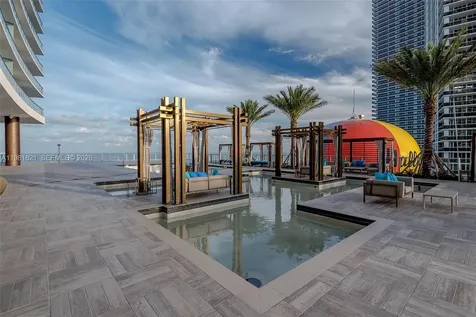 4111 S Ocean Drive Hollywood FL 33019