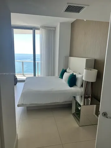 4111 S Ocean Drive Hollywood FL 33019