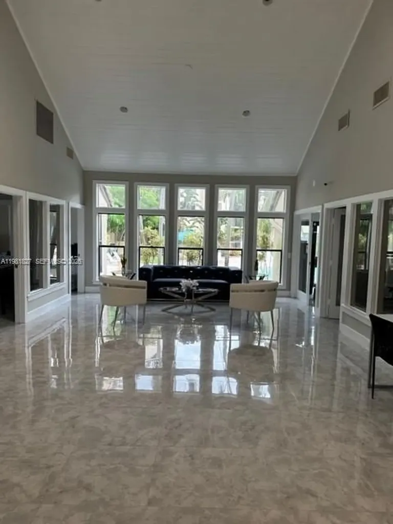 4521 W Mcnab Road Pompano Beach FL 33069