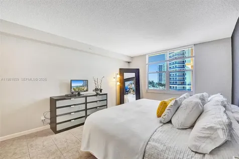 2501 S Ocean Drive Hollywood FL 33019