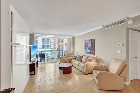 2501 S Ocean Drive Hollywood FL 33019