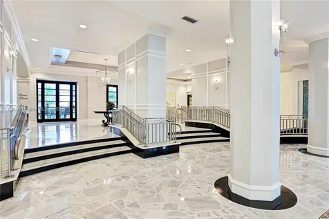 2501 S Ocean Drive Hollywood FL 33019