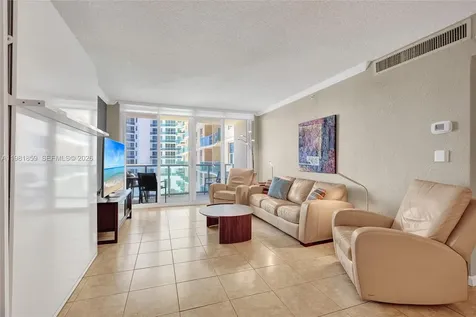 2501 S Ocean Drive Hollywood FL 33019
