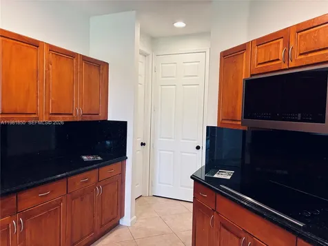 2757 Center Ct Drive Weston FL 33332