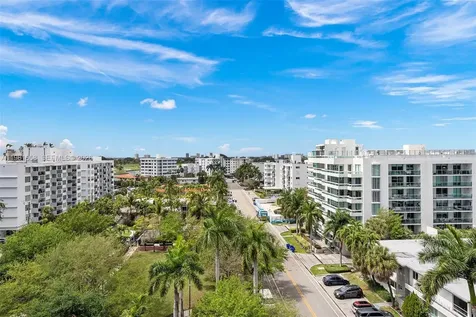 9221 E Bay Harbor Drive Bay Harbor Islands FL 33154