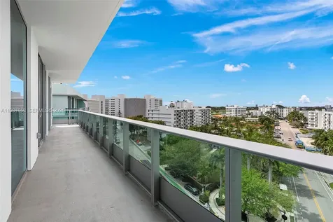 9221 E Bay Harbor Drive Bay Harbor Islands FL 33154