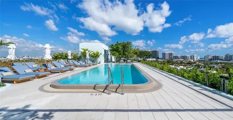 9221 E Bay Harbor Drive Bay Harbor Islands FL 33154