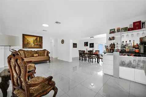 756 W 53rd Street Hialeah FL 33012