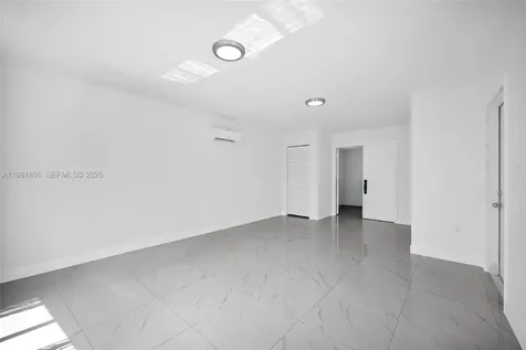 756 W 53rd Street Hialeah FL 33012