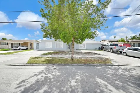 756 W 53rd Street Hialeah FL 33012