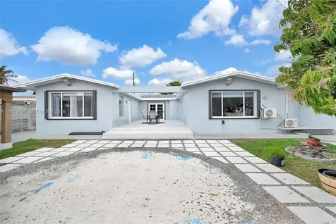 756 W 53rd Street Hialeah FL 33012